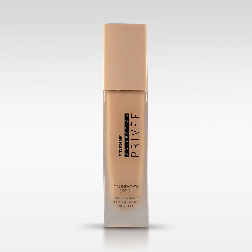 Etienne Priveé Foundation SPF50 Lumiere 03 Ac.H y Vit E